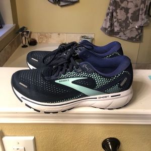 Brooks ghost 14 running shoes